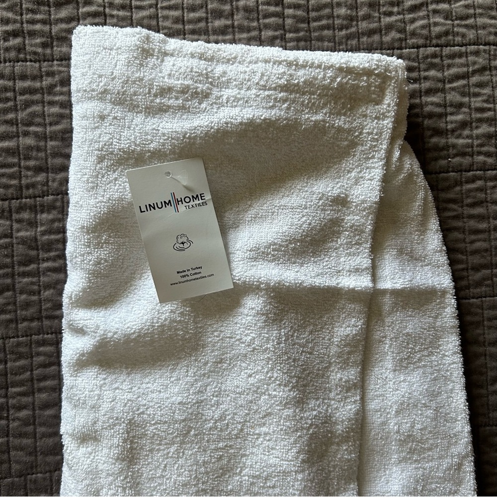 Linum Home Textiles White Towel Wrap